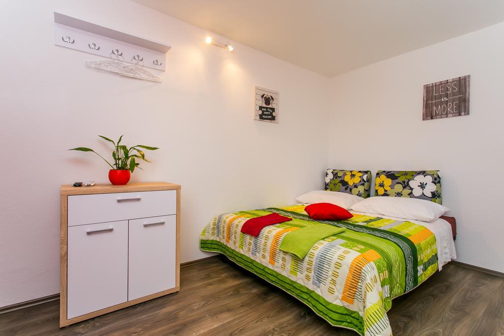 Apartments Tomas Trogir Zewnętrze zdjęcie